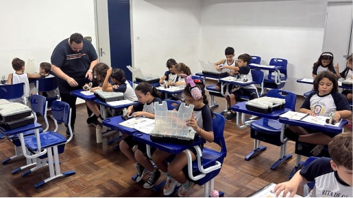 Robótica-img-Colegio-rita-de-cassia-3-min